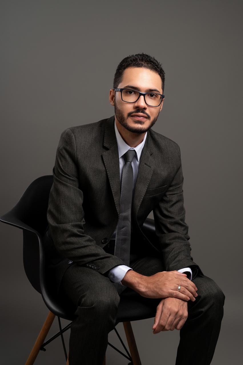 Dr. Brayhan Caetano, Advogado